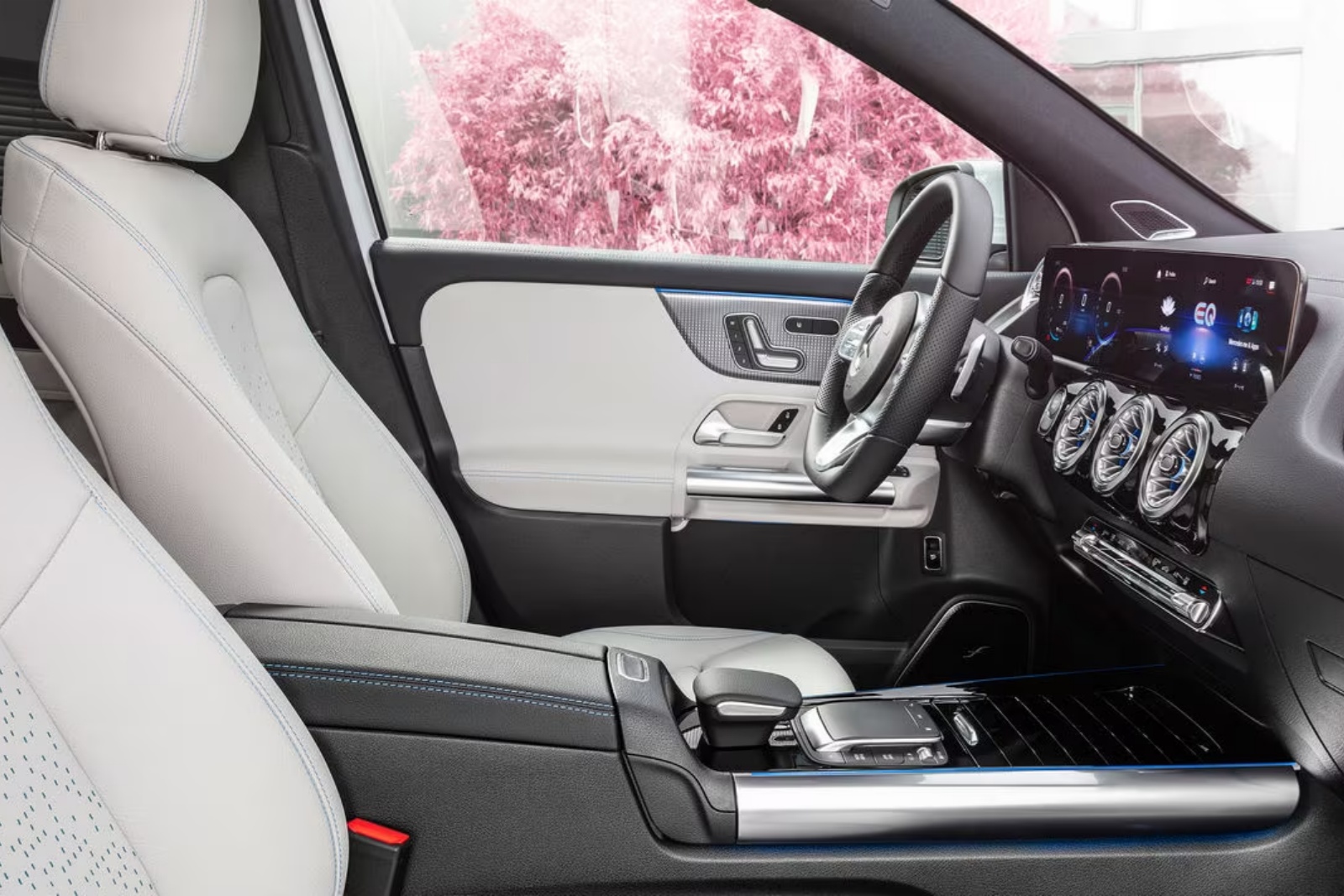 2024款奔馳純電(diàn)動EQA