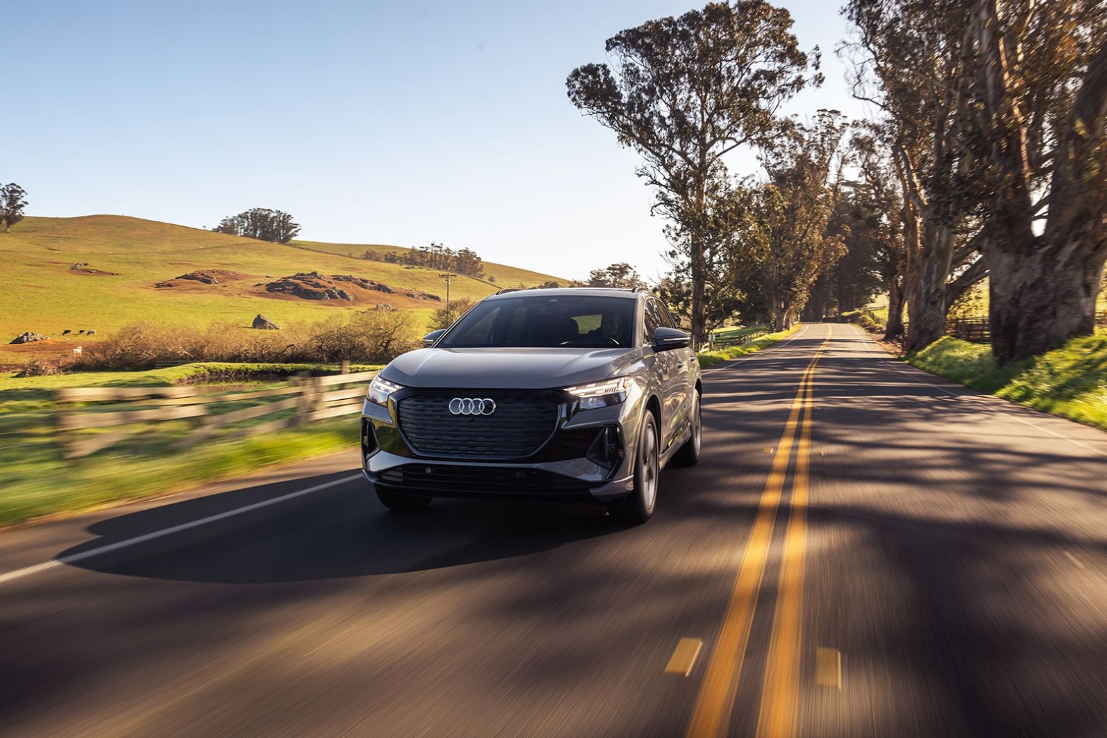 2024新(xīn)款奧迪Q4 e-tron 